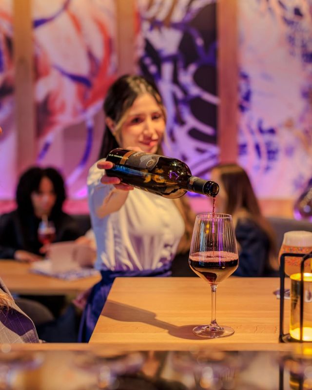 Professional photo of wine service
